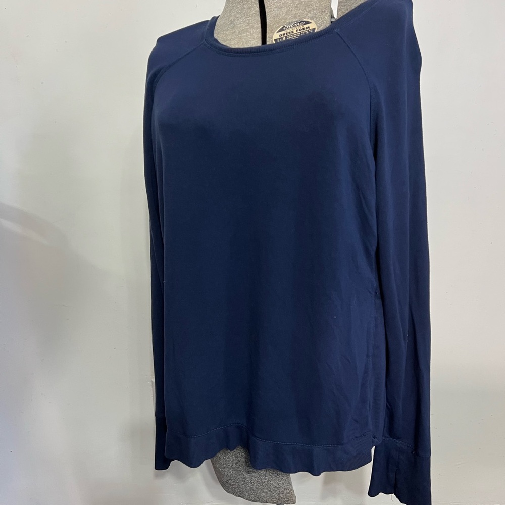 Active Life‎ Long Sleeve Top Size large Blue Thumb Holes Athleisure Comfort